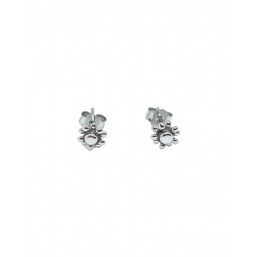 Orecchini in Oro Bianco 18 Kt con fiorellino
